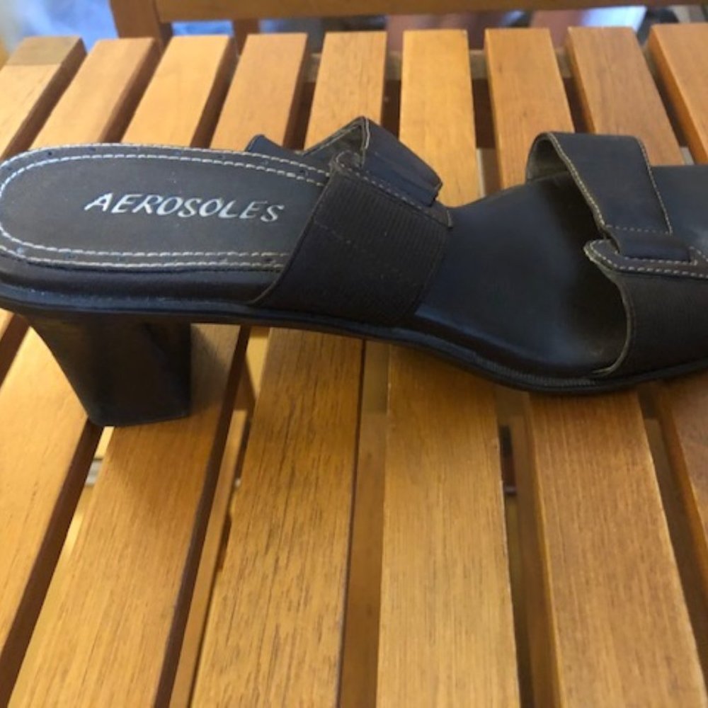 Brown Heeled Aerosole Sandals, size 8.5